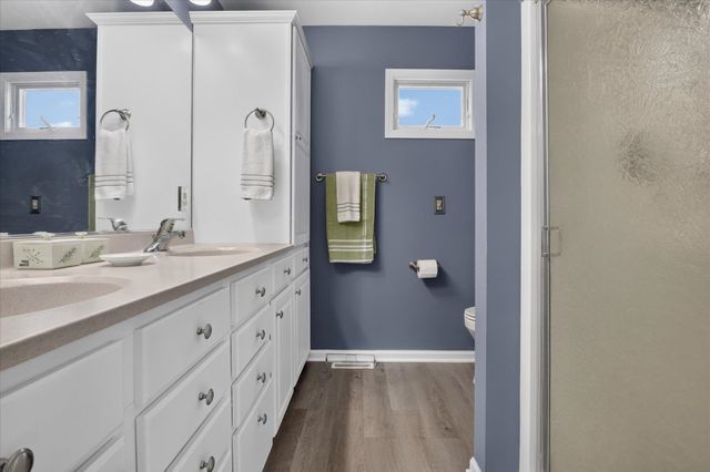 18121 Lisbon Drive, South Bend, IN 46637