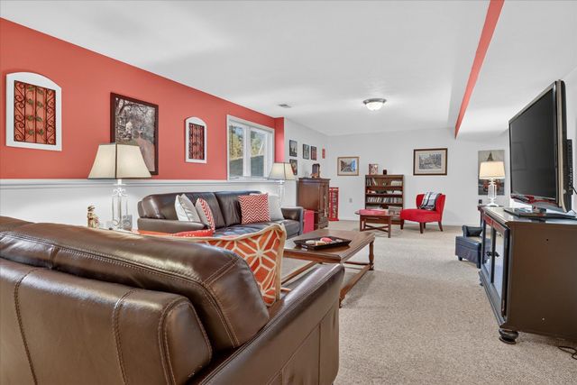 18121 Lisbon Drive, South Bend, IN 46637