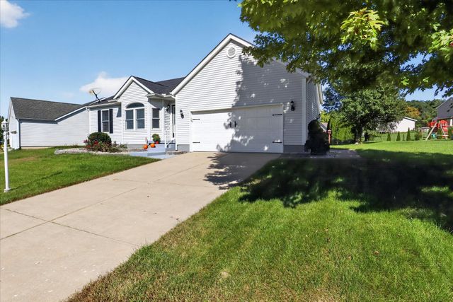 18121 Lisbon Drive, South Bend, IN 46637