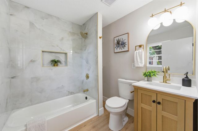 636 S Rutan Ave, Wichita, KS 67218