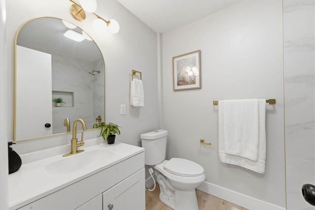 636 S Rutan Ave, Wichita, KS 67218