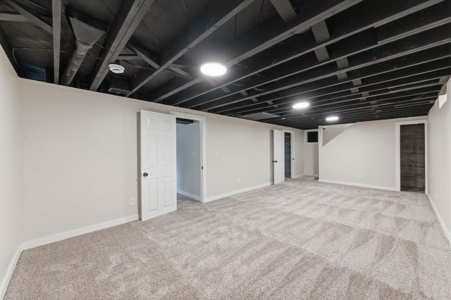 636 S Rutan Ave, Wichita, KS 67218
