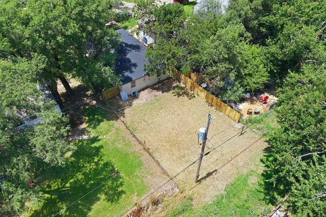 636 S Rutan Ave, Wichita, KS 67218