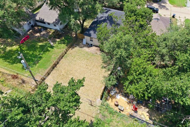 636 S Rutan Ave, Wichita, KS 67218