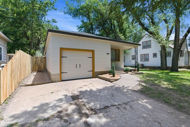 636 S Rutan Ave, Wichita, KS 67218