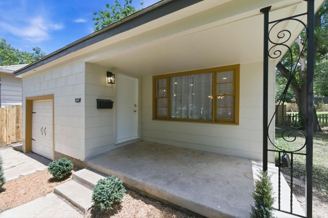 636 S Rutan Ave, Wichita, KS 67218