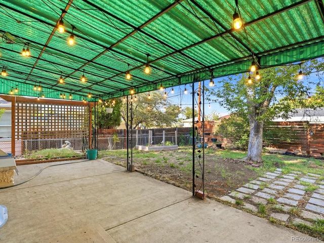 2712 S Hazel Ct, Denver, CO 80236