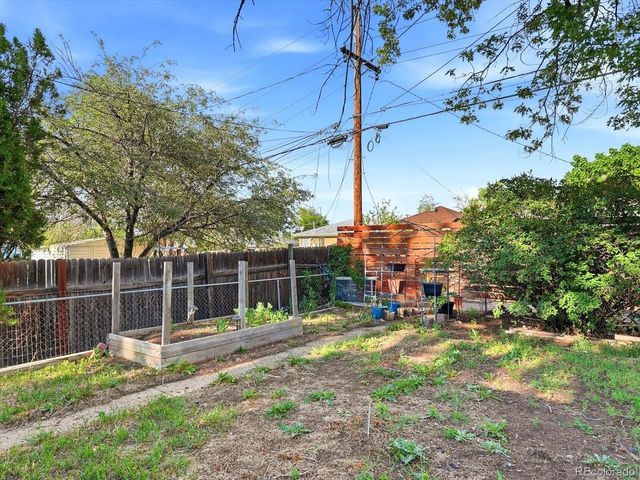 2712 S Hazel Ct, Denver, CO 80236