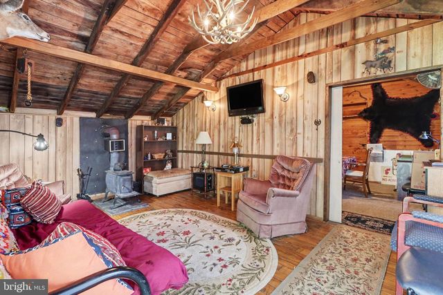 290 OLD STATE RD, Gardners, PA 17324