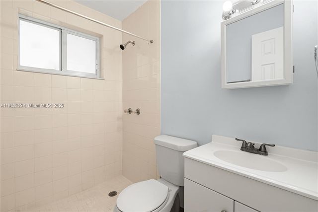 7722 NE 3rd Ct 2, Miami, FL 33138