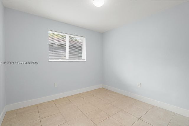 7722 NE 3rd Ct 2, Miami, FL 33138