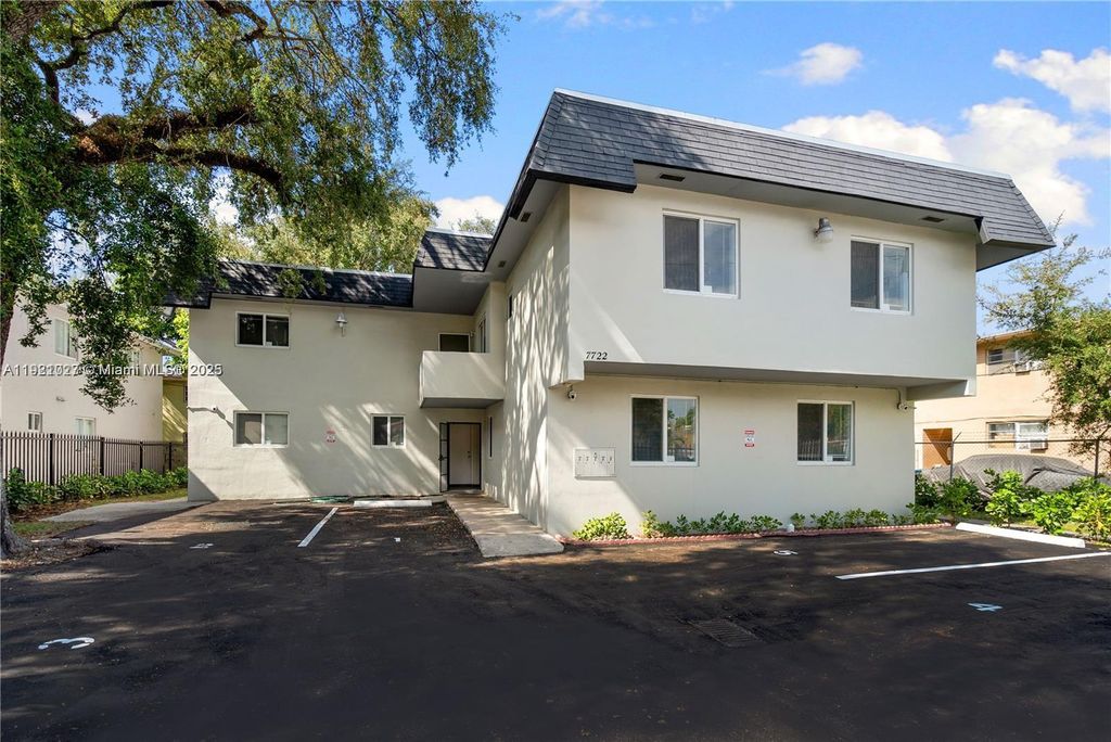 7722 NE 3rd Ct 2, Miami, FL 33138