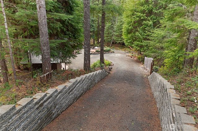 30 N Deer Court, Hoodsport, WA 98548