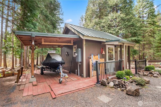 30 N Deer Court, Hoodsport, WA 98548
