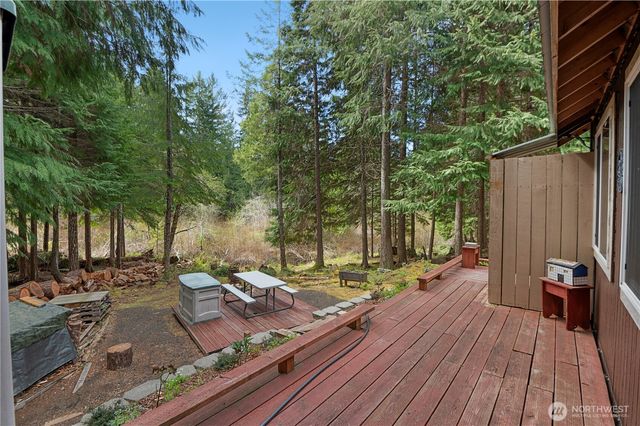 30 N Deer Court, Hoodsport, WA 98548