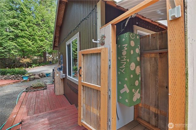 30 N Deer Court, Hoodsport, WA 98548