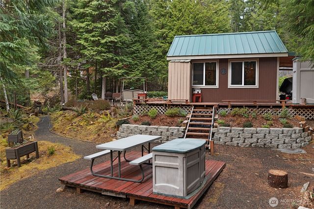 30 N Deer Court, Hoodsport, WA 98548
