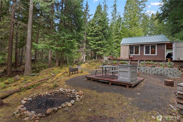 30 N Deer Court, Hoodsport, WA 98548
