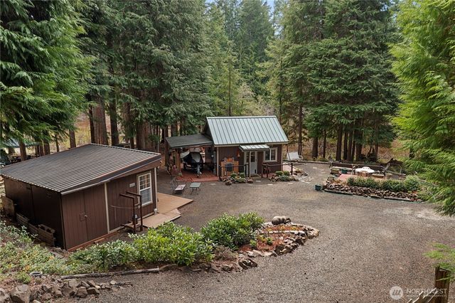 30 N Deer Court, Hoodsport, WA 98548