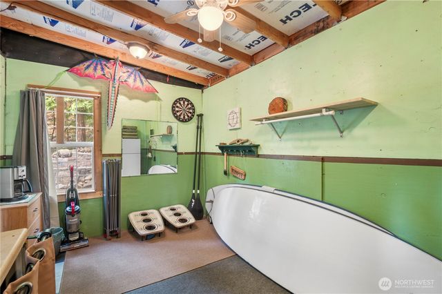 30 N Deer Court, Hoodsport, WA 98548