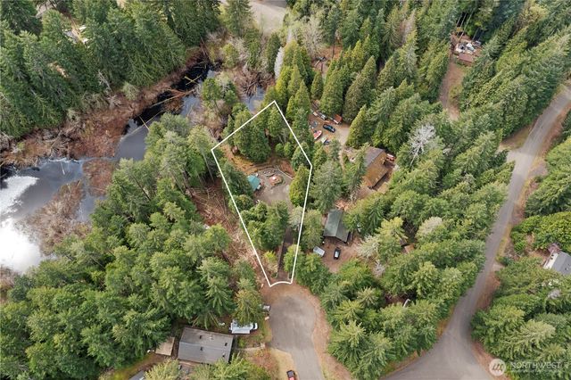30 N Deer Court, Hoodsport, WA 98548