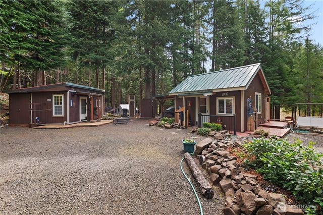 30 N Deer Court, Hoodsport, WA 98548