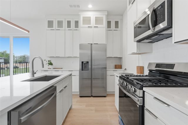 4315 San Jacinto Street 101, Dallas, TX 75204