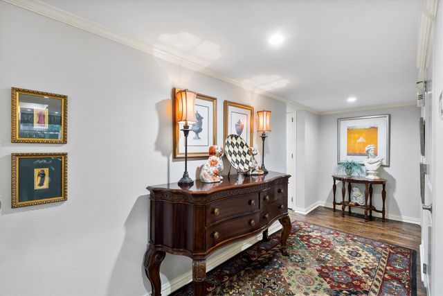 1432 Sylvan Avenue, Dallas, TX 75208