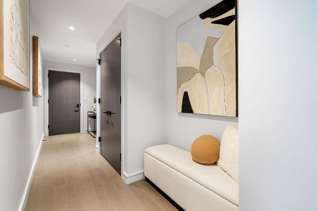 55 Lagrange St 1805, Boston, MA 02116