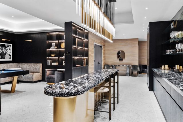 55 Lagrange St 1805, Boston, MA 02116