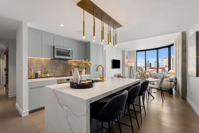 55 Lagrange St 1805, Boston, MA 02116