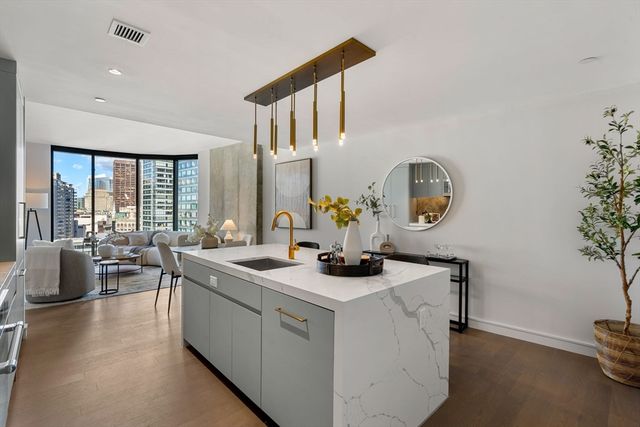 55 Lagrange St 1805, Boston, MA 02116