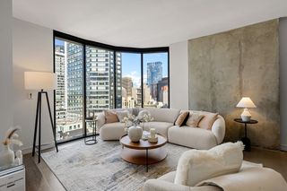 55 Lagrange St 1805, Boston, MA 02116