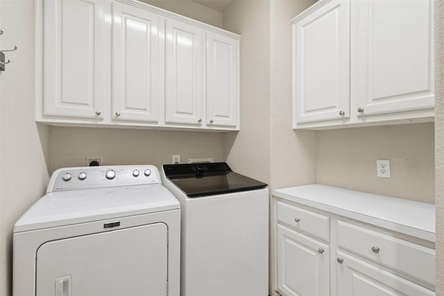 39 Islewood Boulevard E, The Woodlands, TX 77380