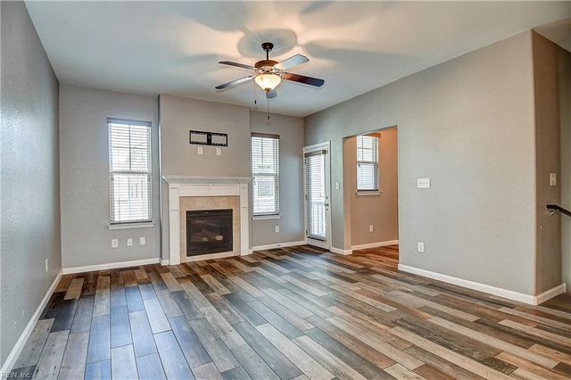 624 Foster LN, Virginia Beach, VA 23451