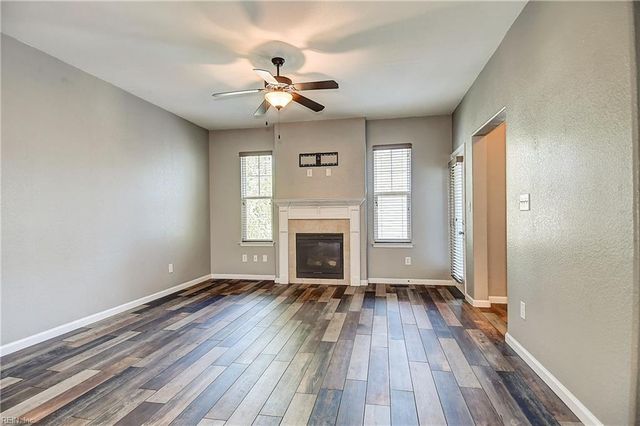 624 Foster LN, Virginia Beach, VA 23451