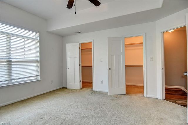 624 Foster LN, Virginia Beach, VA 23451