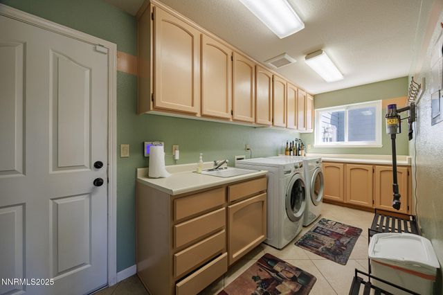 111 Augusta Court, Dayton, NV 89403