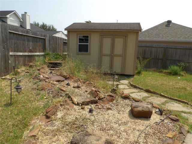 1902 S Carlsbad Lane, Deer Park, TX 77536