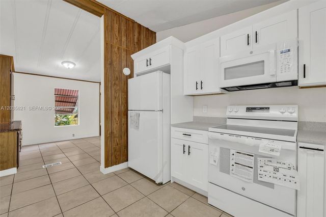 710 NW 217th Way, Pembroke Pines, FL 33029