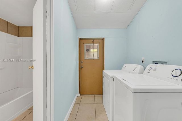 710 NW 217th Way, Pembroke Pines, FL 33029
