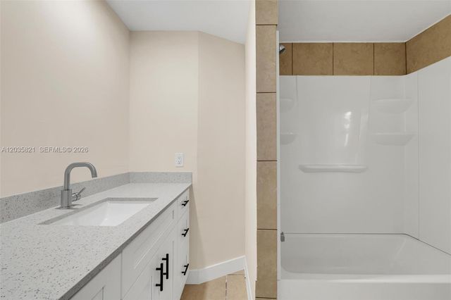 710 NW 217th Way, Pembroke Pines, FL 33029