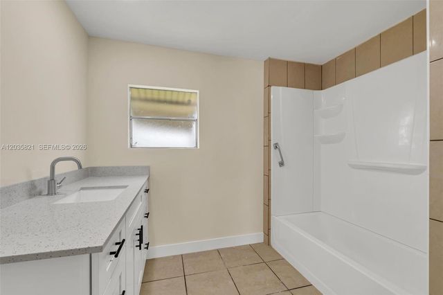 710 NW 217th Way, Pembroke Pines, FL 33029