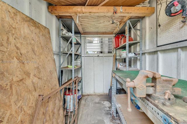 710 NW 217th Way, Pembroke Pines, FL 33029