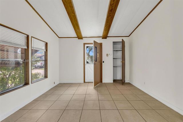 710 NW 217th Way, Pembroke Pines, FL 33029