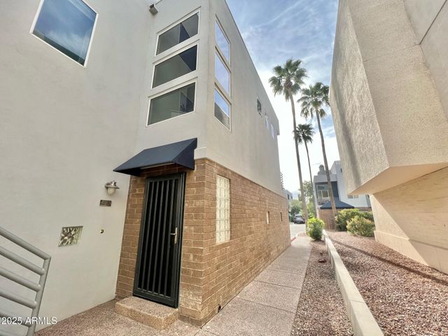 3633 N 3RD Avenue 2051, Phoenix, AZ 85013