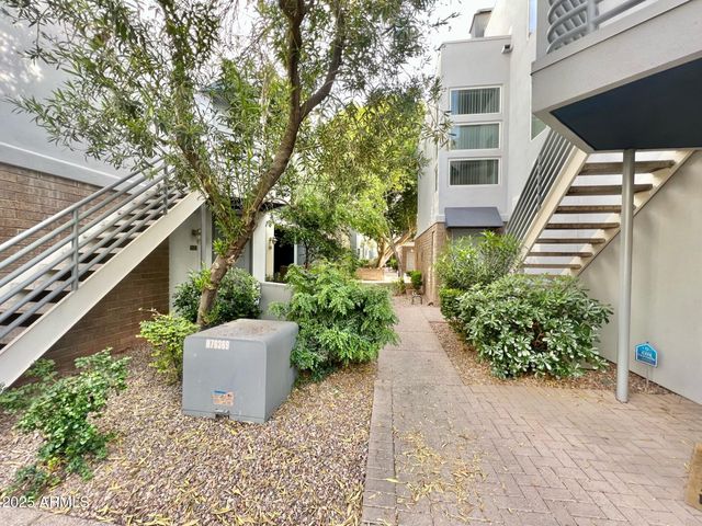 3633 N 3RD Avenue 2051, Phoenix, AZ 85013