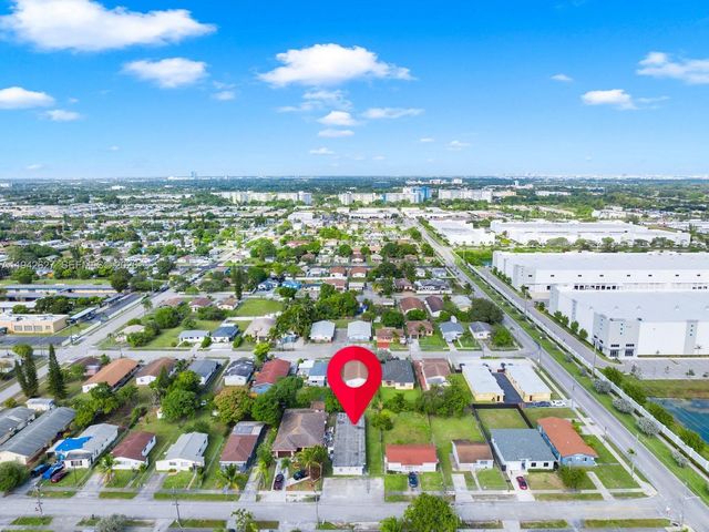 4017 SW 24th St, West Park, FL 33023