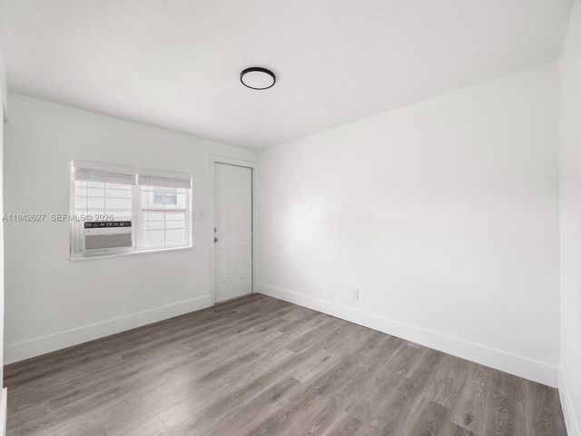 4017 SW 24th St, West Park, FL 33023