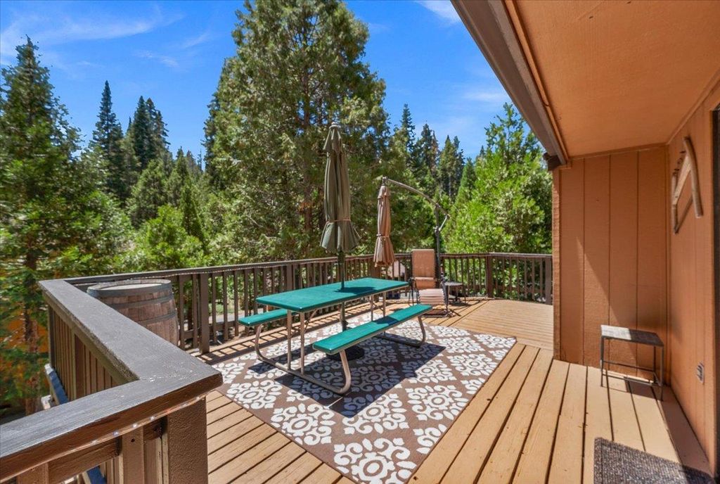 Image 10 of property listing at 40814 Mill Run Lane, Shaver Lake, CA 93664